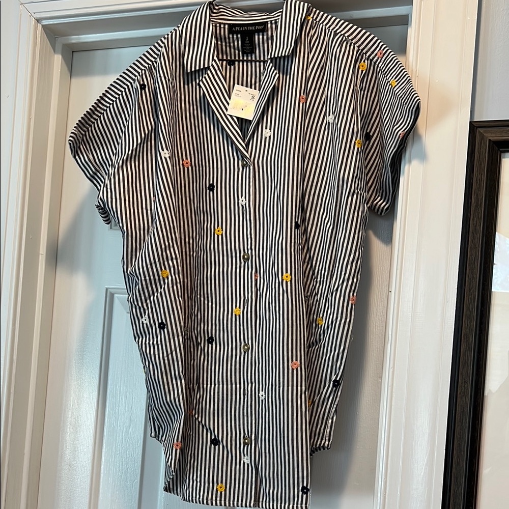 NWT A Pea In The Pod maternity blouse
